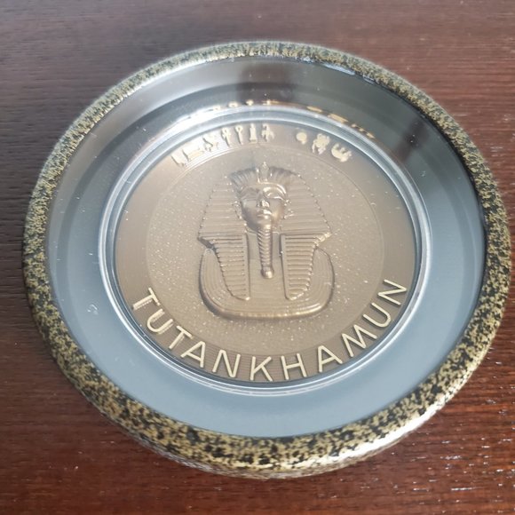 Vintage King Tut Collectible Coasters Boxed Set of 4 Embossed Imprinted Egyptian - Picture 4 of 5